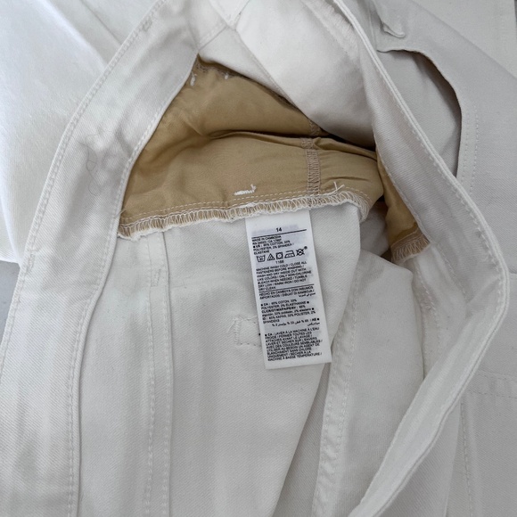 Old Navy Women’s WOW Loose White High Rise Jeans size 14 - Picture 5 of 8